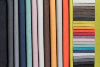 rosto bútorkárpit színei alló mintasállal a szélén