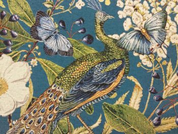 Pávás bútorszövet kék alapon páva