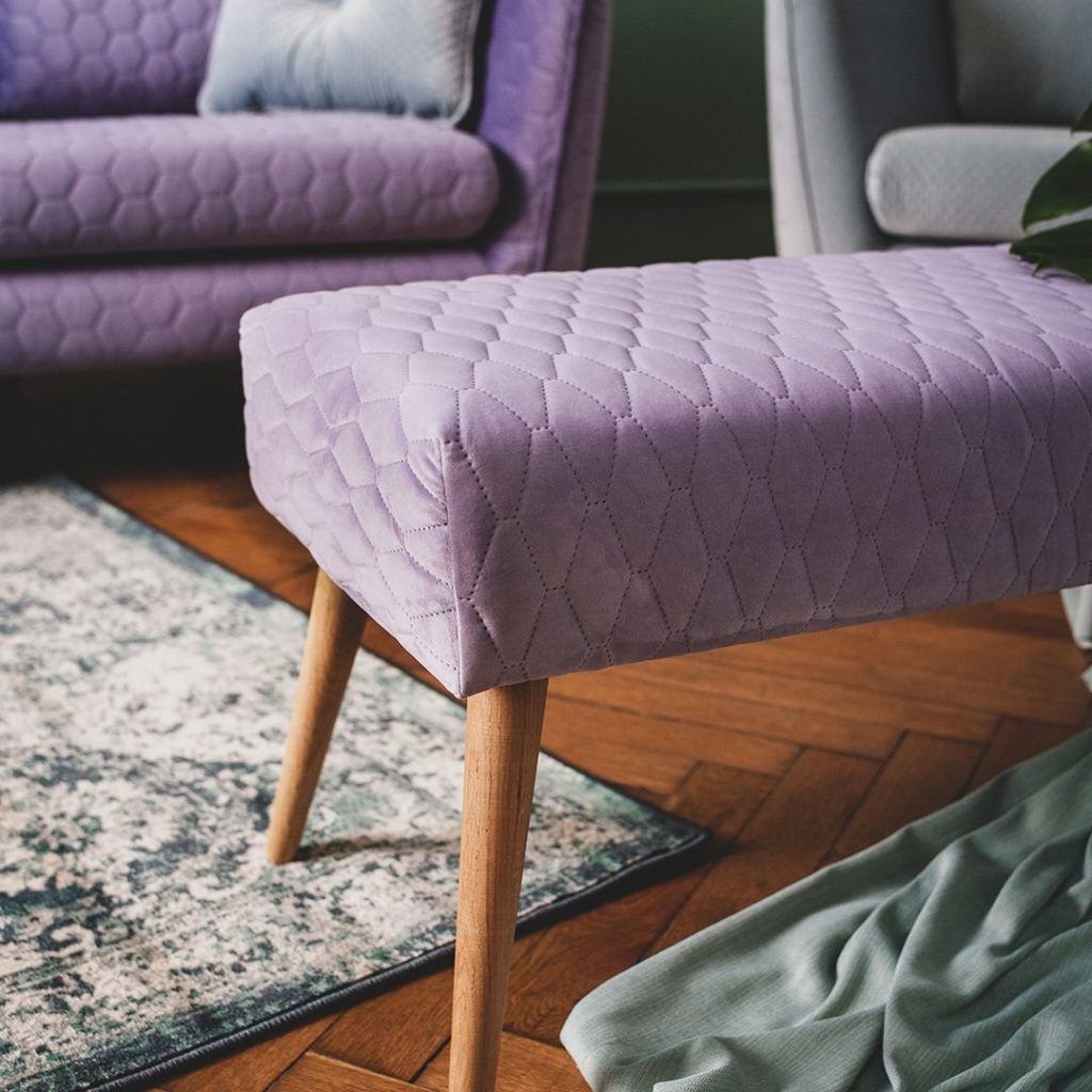 szintrendek 2022 magic velvet enteriőr liláskék