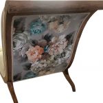 dívány hátső része dekor kárpit anyaggal