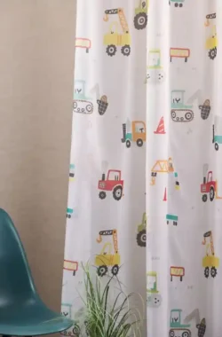 Gyerekfüggöny fényáteresztő munkagépes Dusty 300 cm magas voile