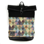 hátizsák színes háromszög