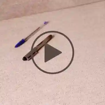 golyóstoll nyomok aquaclean anyagból - tisztítás tiszta vízzel - video