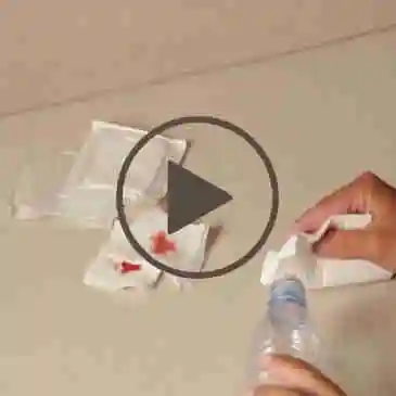 vér folt nyomok eltávolítása aquaclean anyagból - tisztítás tiszta vízzel - video