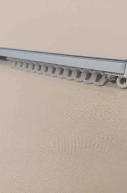 Kész karnis ezüst alumínium sín