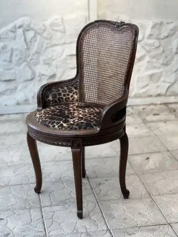Panthera leopárd mintás székek hálós háttémla kerek szék