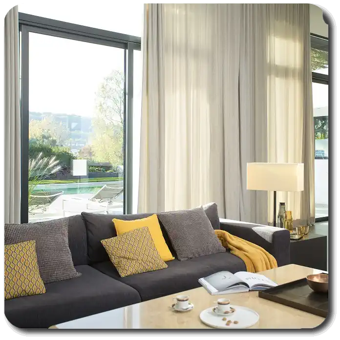 motoros karnis elegáns