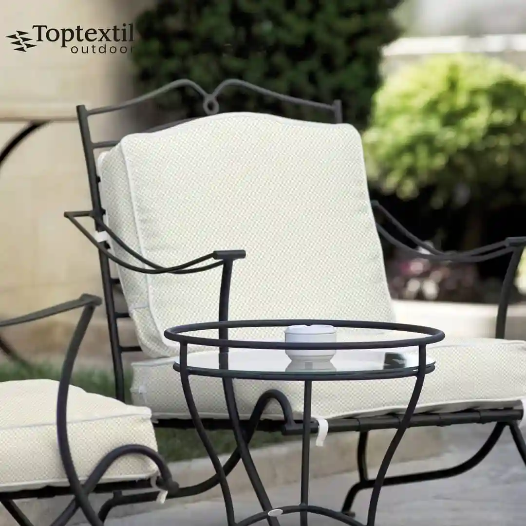 év színe 2026 cloud dancer kültérin anyag