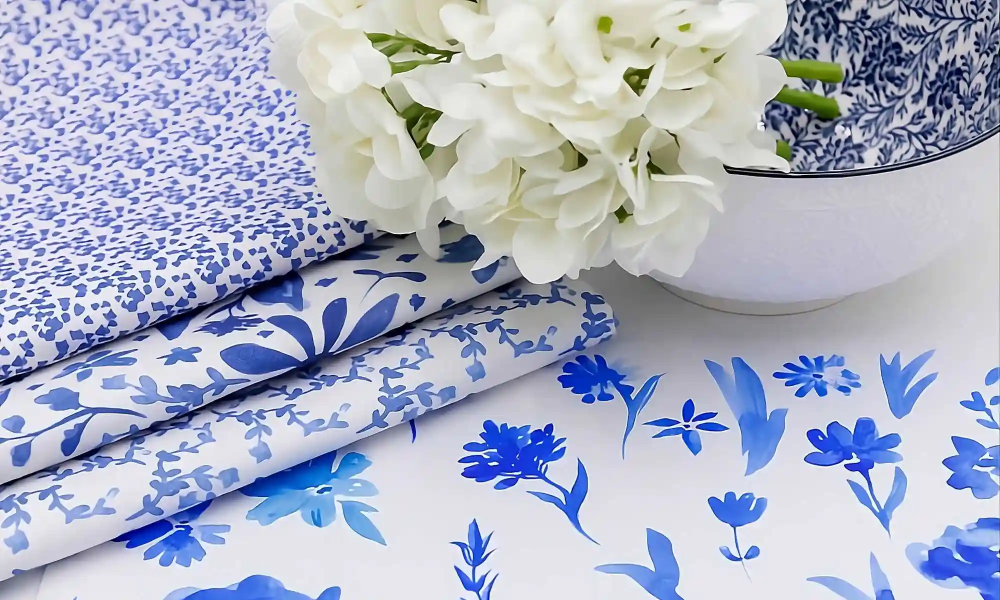 kék tavaszi függöny anyagok 2026 ROKA lakástextil